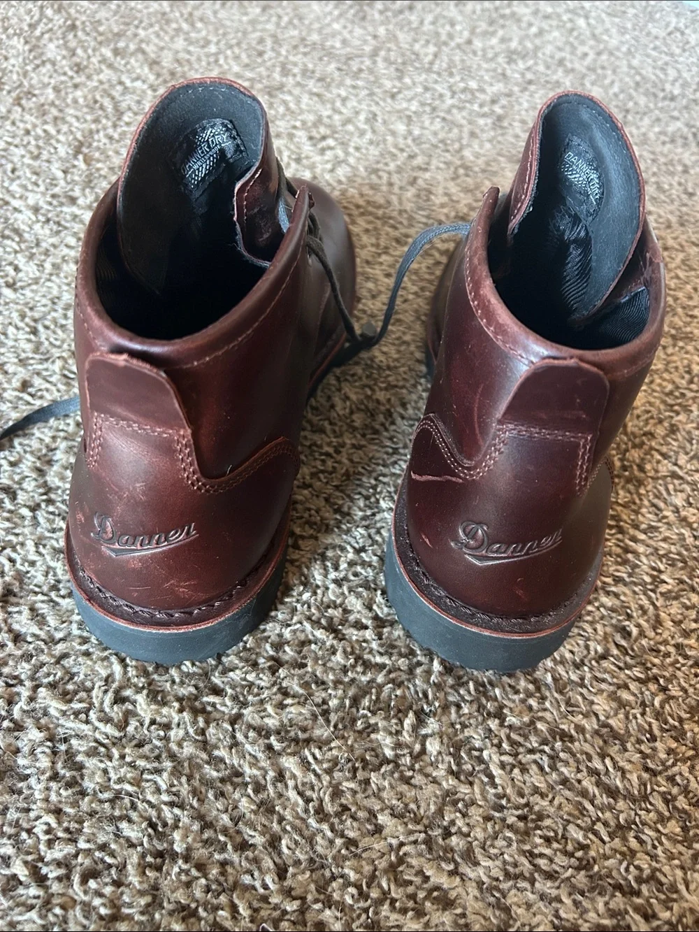 Danner Men's Wolf Creek Chukka Boots in Burgundy Brown - Picture 2 of 5